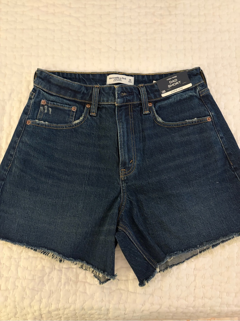NWT Abercrombie & Fitch Dark Blue High Rise Denim Curve Love Dad Shorts Size 28